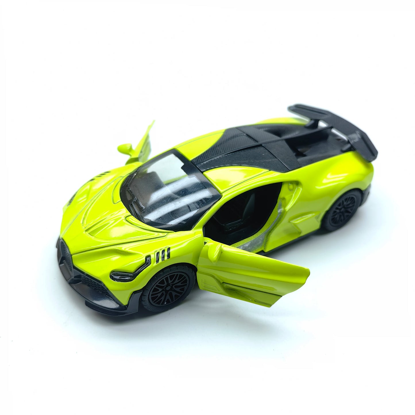Boys' Toy Car: Realistic Model Racing Car Decoration Gift Children's Alloy Back Force Small Car Toy