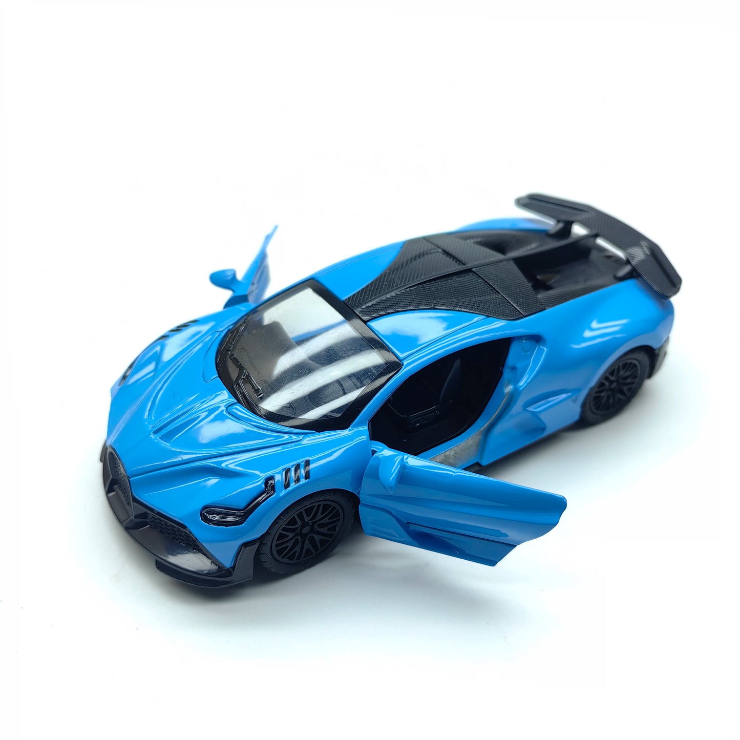 Boys' Toy Car: Realistic Model Racing Car Decoration Gift Children's Alloy Back Force Small Car Toy